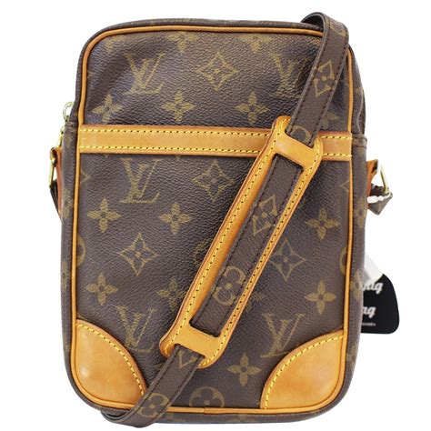 lv crossbody bag men's.